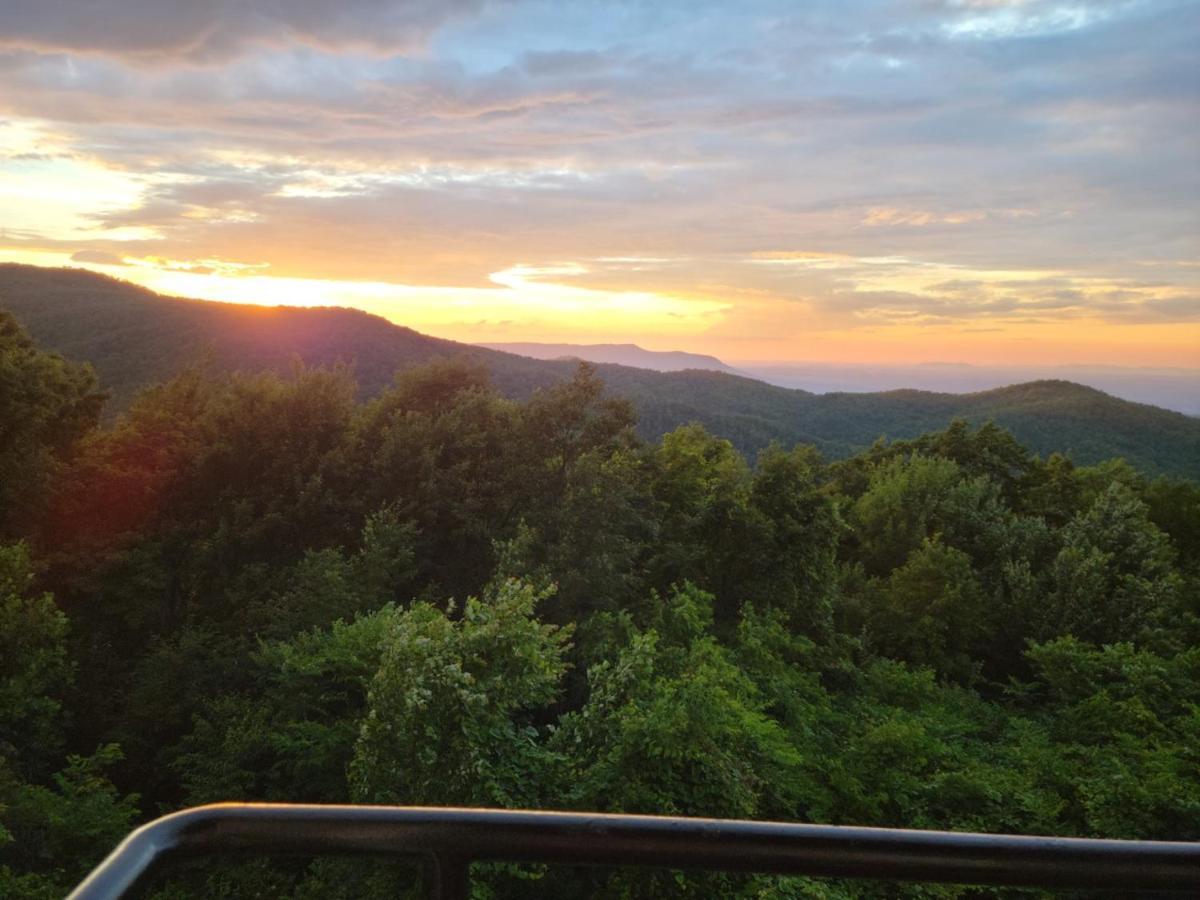 Mountain Villa Magnificent Views - 2 Pools, Fireplace & Hot Tub Gatlinburg Exterior foto